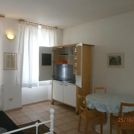 Victoria 2* Milano