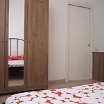 Victoria Milan